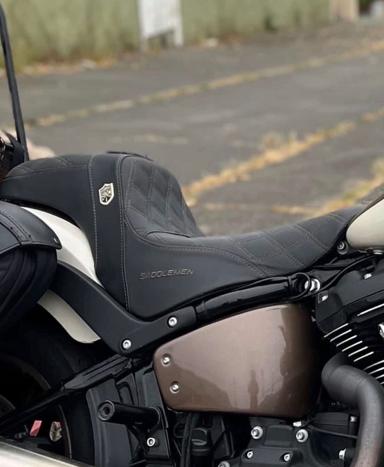 Saddlemen SDC Seat for 2023 Harley-Davidson Low Rider ST - Image 4