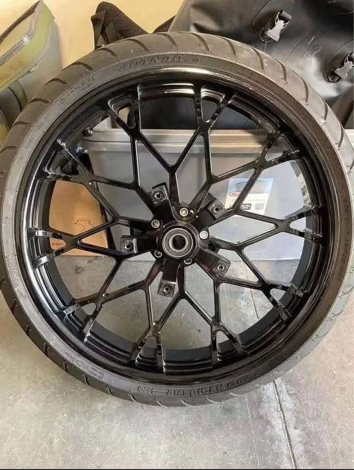 21" Harley-Davidson Front Wheel - Image 2