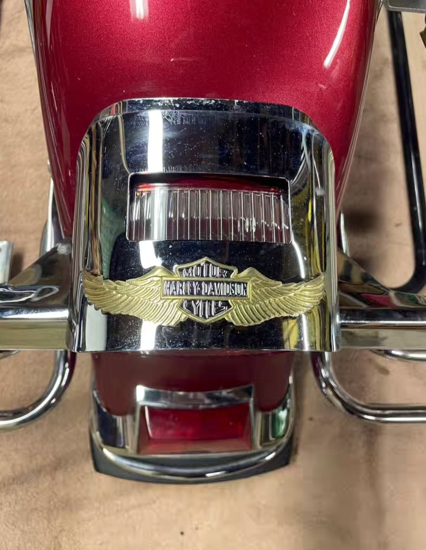 Harley-Davidson Deep Red Rear Fender & Saddlebags Set - Image 7