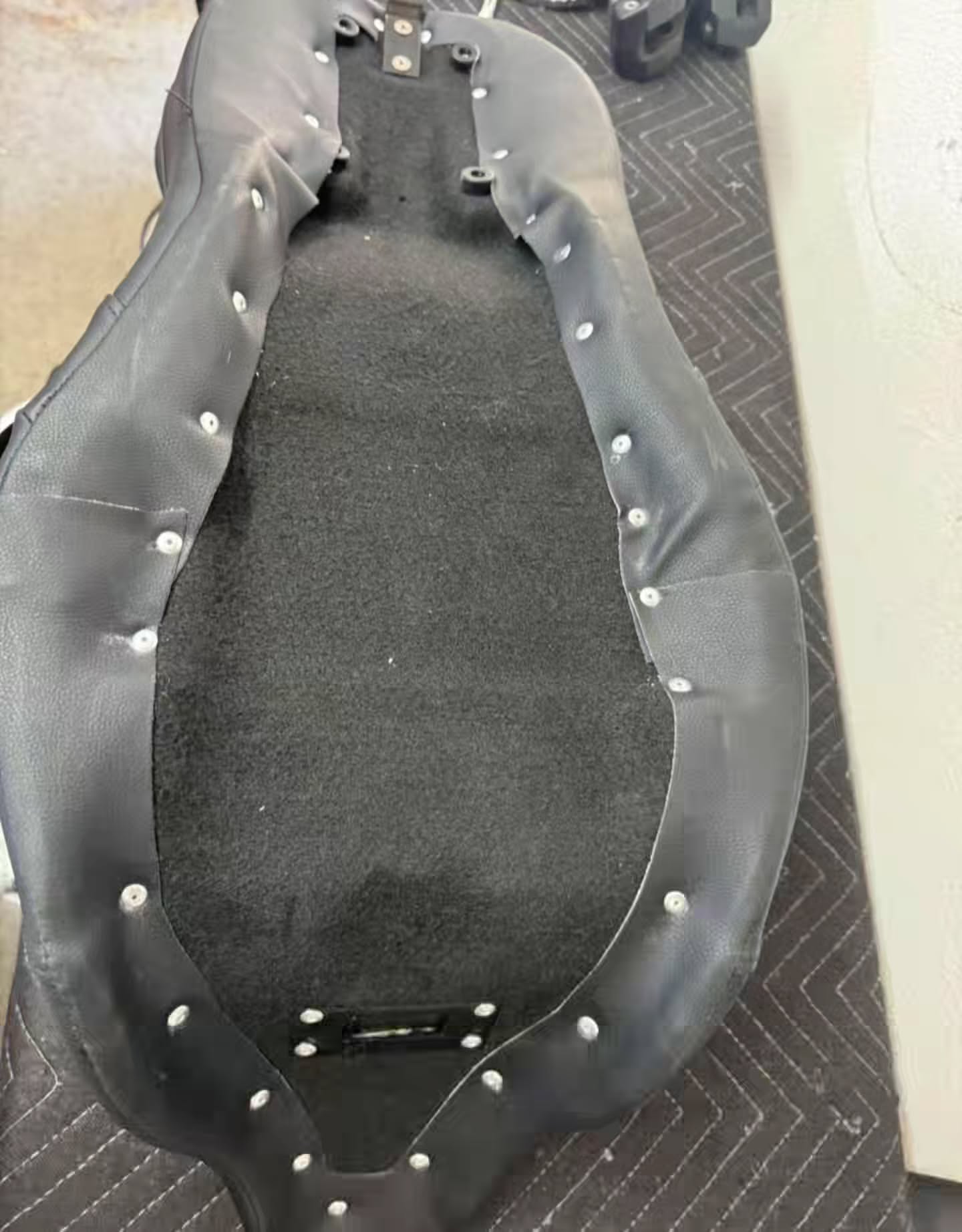 Harley-Davidson Black Diamond-Stitched Touring Seat - Image 2