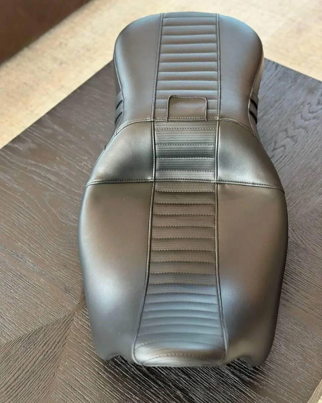 LaPera Outcast 2-Up Touring Seat – Harley-Davidson Touring - Image 3
