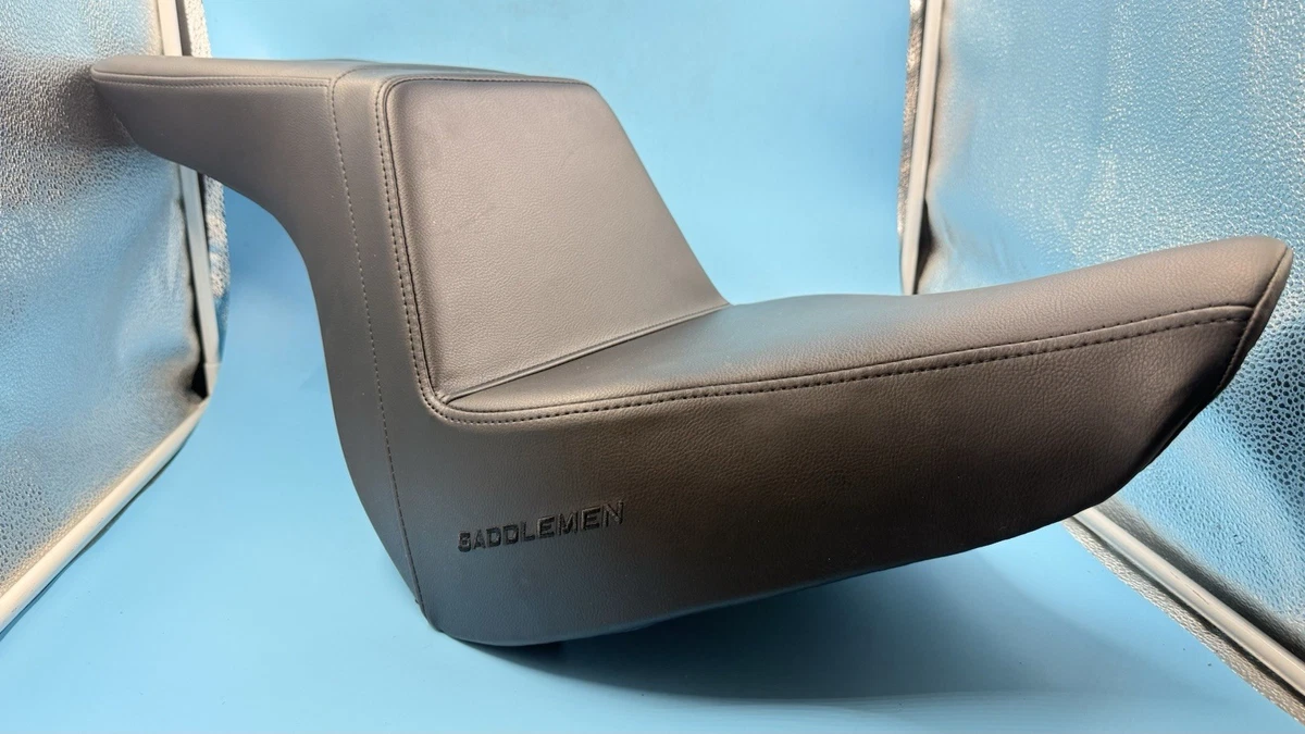 Saddlemen 818-29-194 Tour Step-Up Seat – Plain