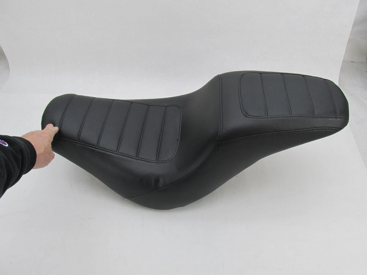 Harley-Davidson Genuine 2018+ Softail FXLR Low Rider Seat - Image 3