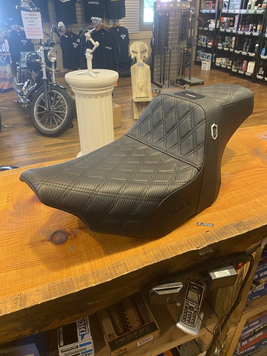 Saddlemen Step-Up LS Seat – Black with Driver Backrest - Image 2