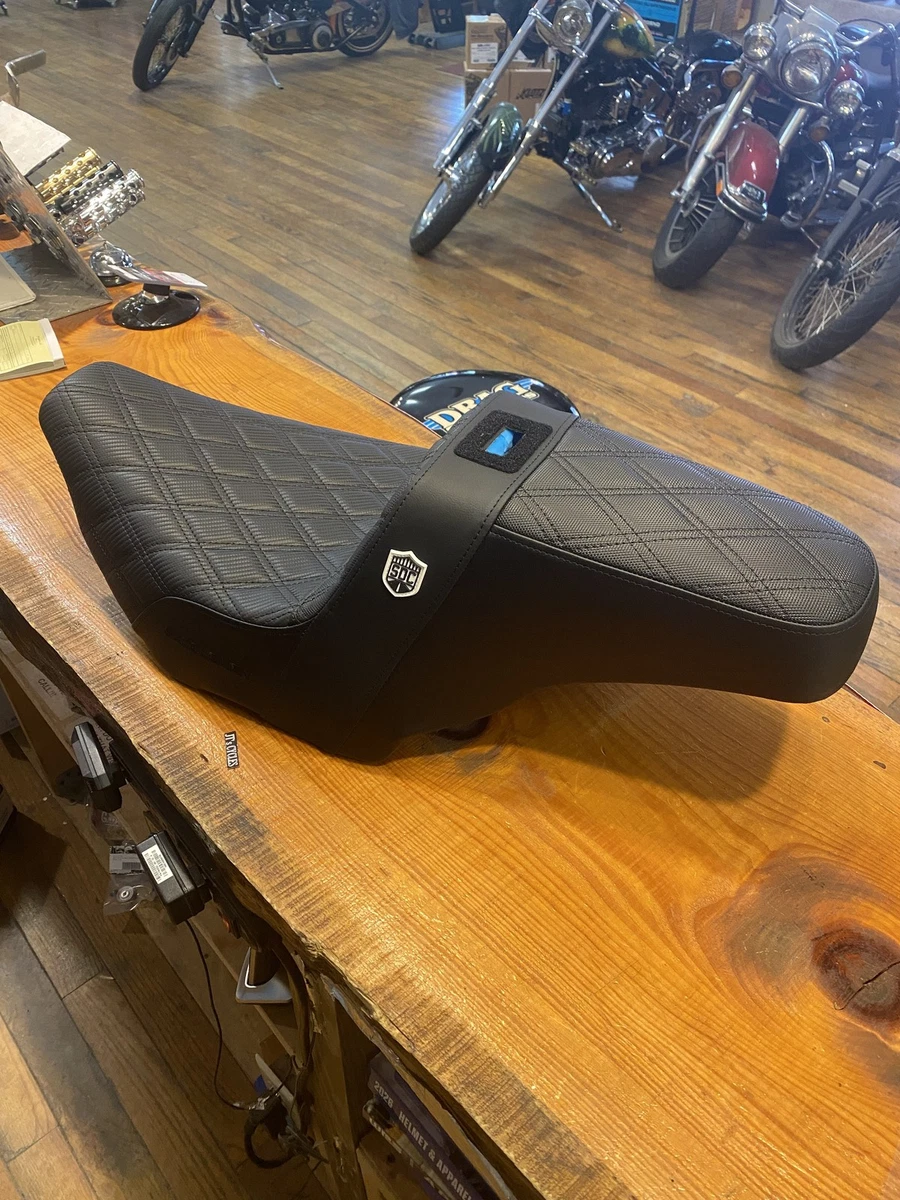 Saddlemen Step-Up LS Seat – Black with Driver Backrest - Image 3