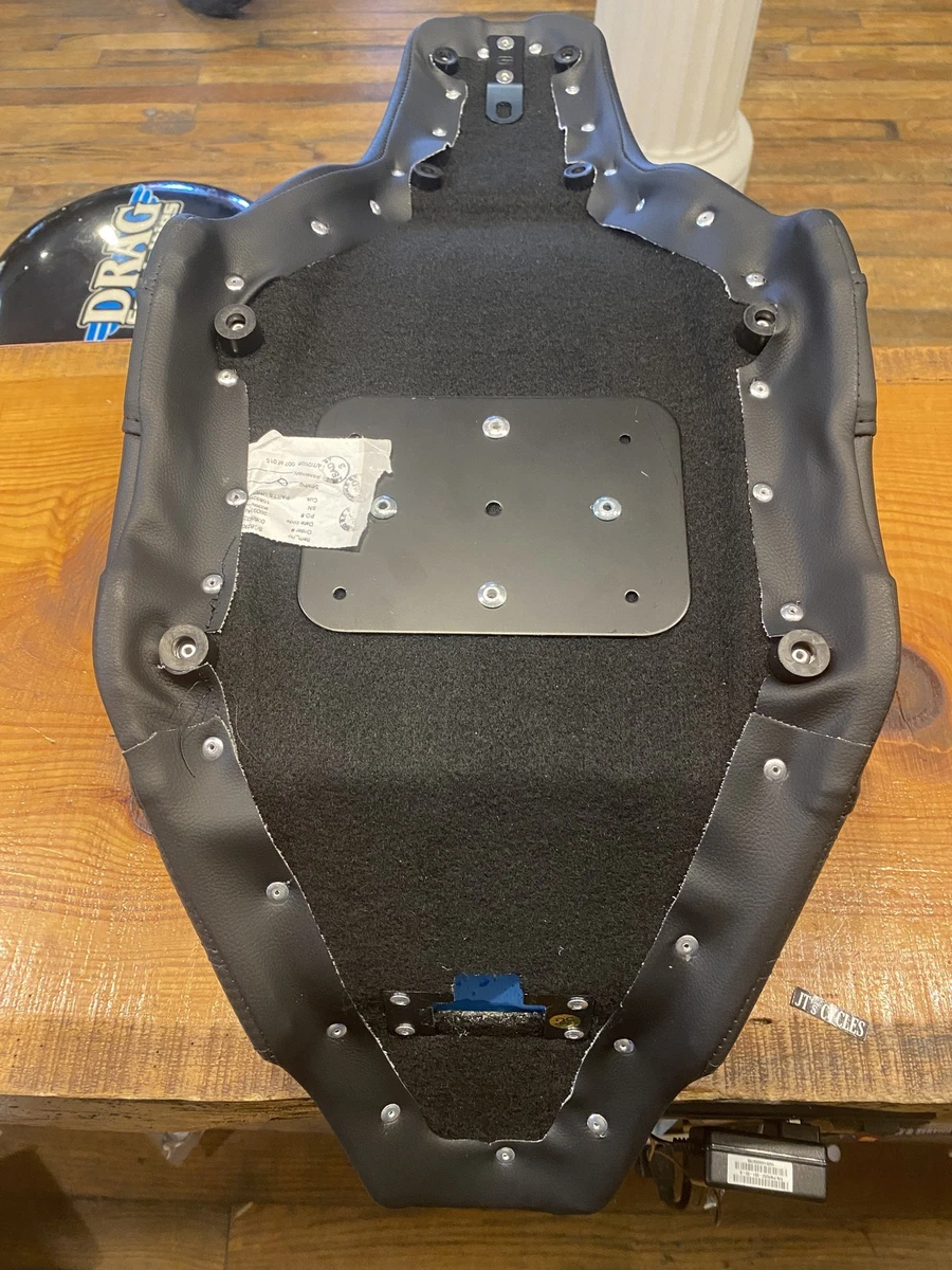 Saddlemen Step-Up LS Seat – Black with Driver Backrest - Image 4